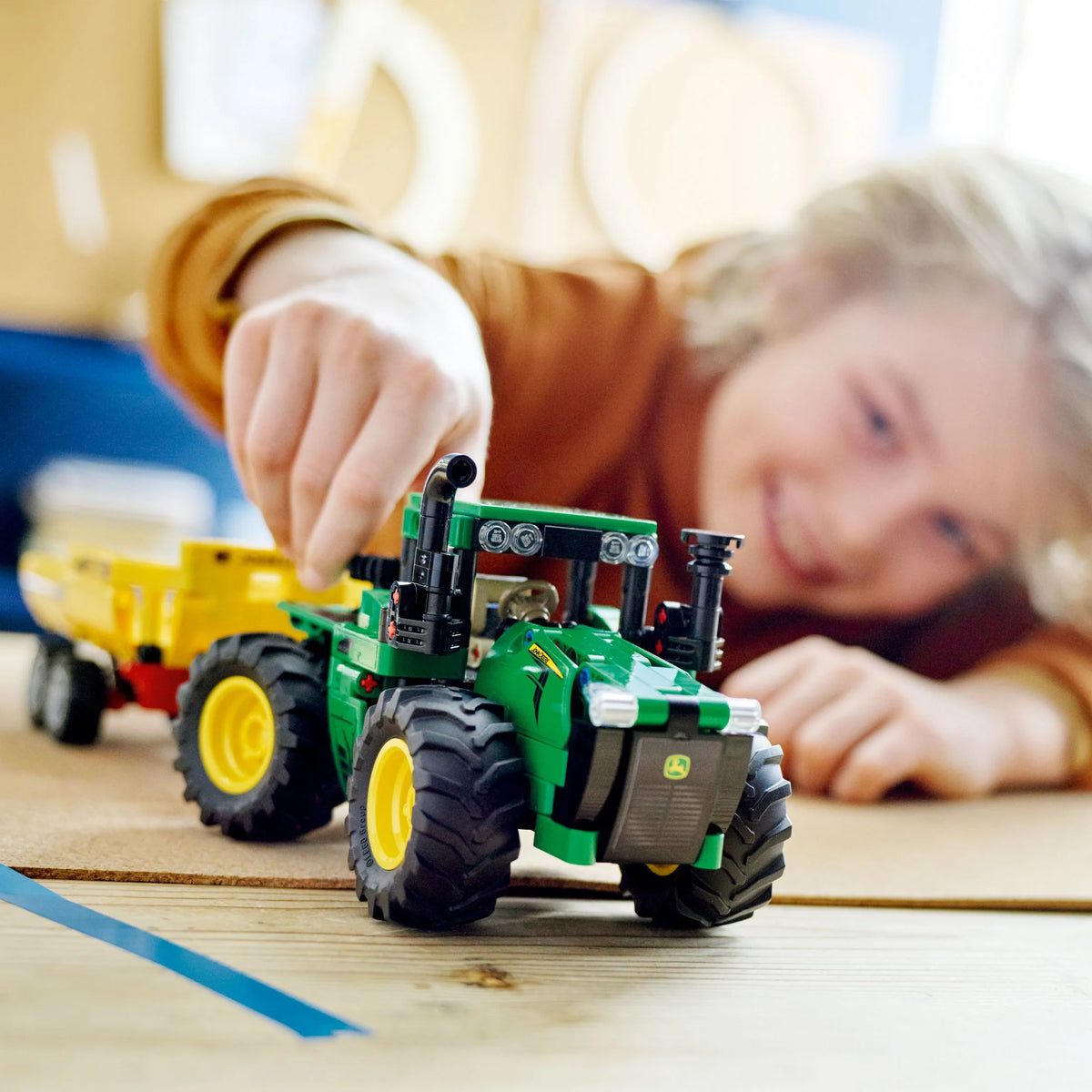 4WD Tractor Toy with Trailer Building Toy W715739