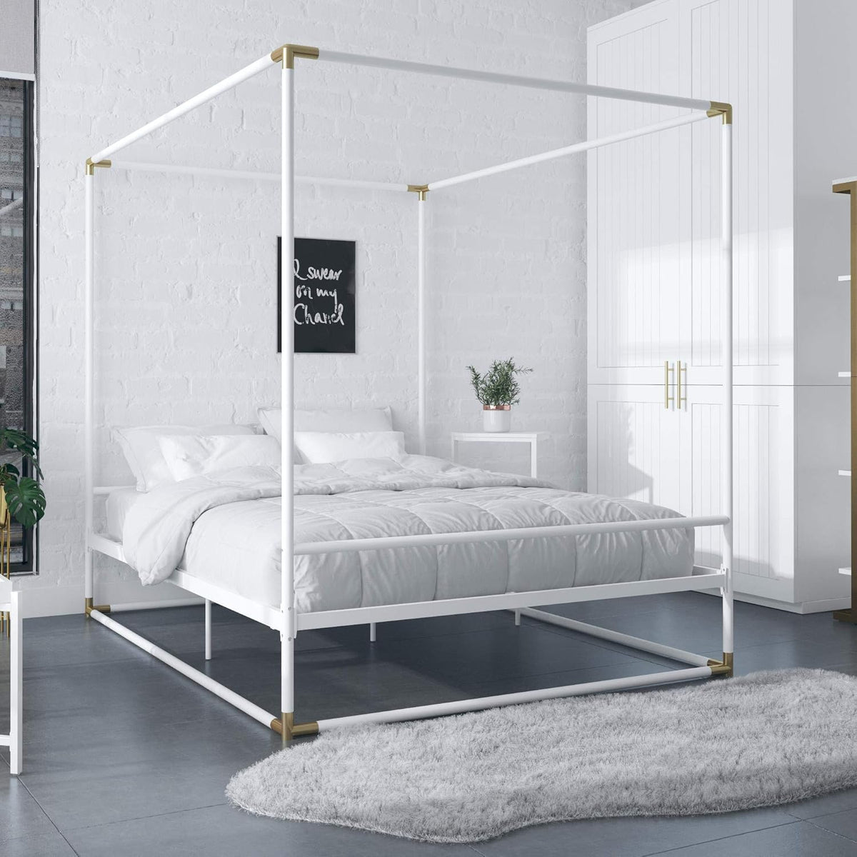 Queen Size Black/Gold Canopy Metal Bed Y2481