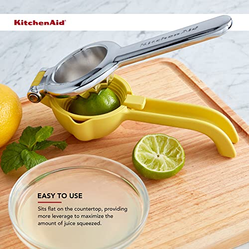 Yellow Citrus Squeezer Q36742