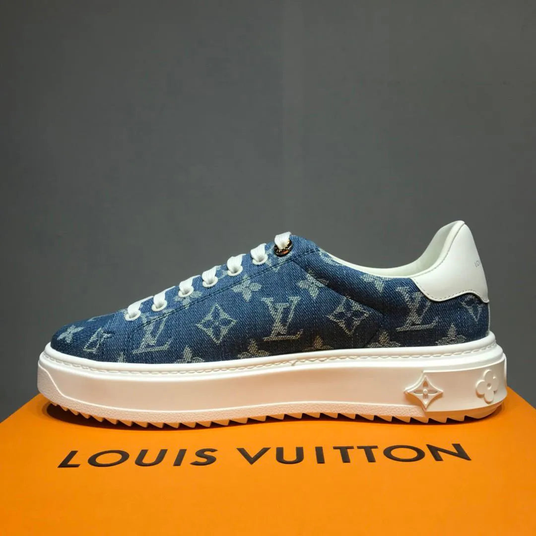 Blue Sneaker R786