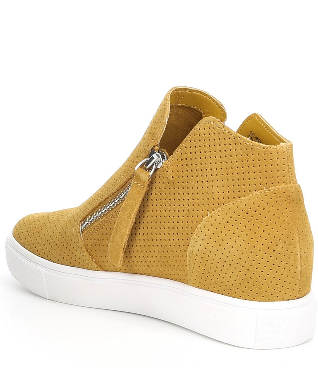 Taupe Suede Caliber Shoes Q108