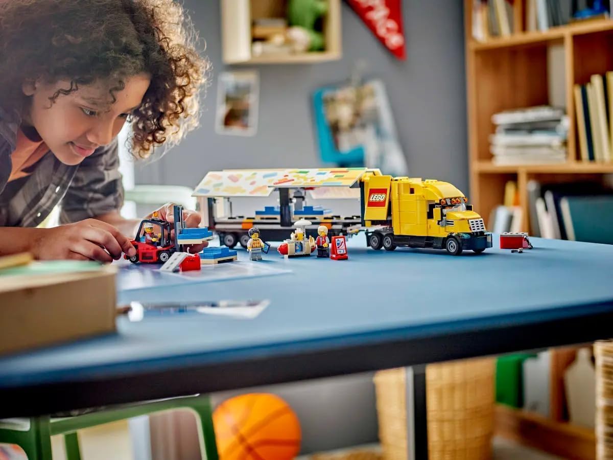 Lego City Delivery Truck with Trailer and Forklift K761880