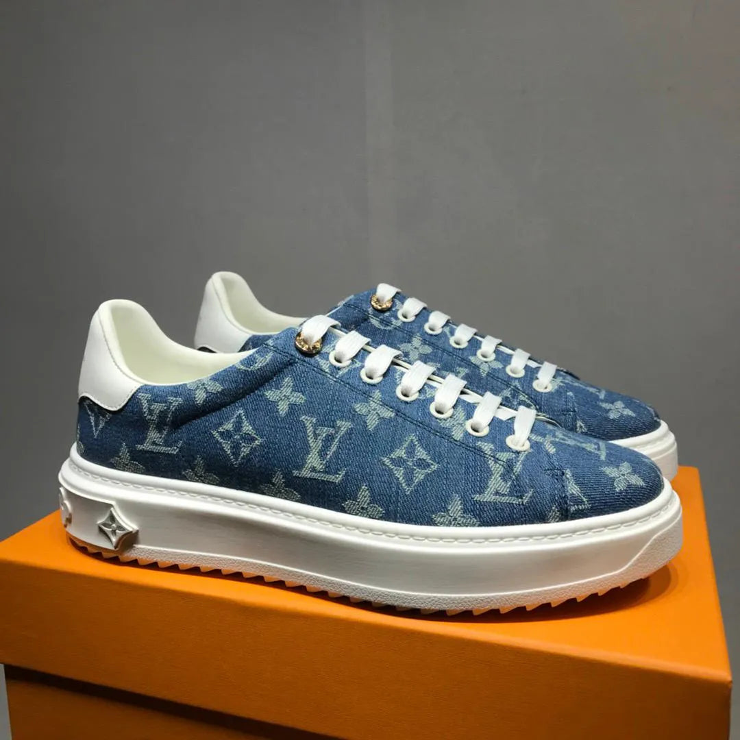 Blue Sneaker R786