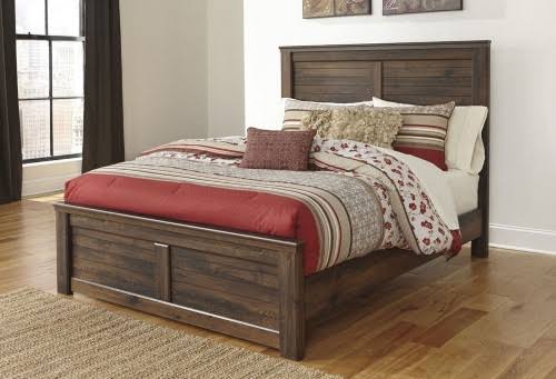 Queen Size Panel Bed with Horizontal Slat Details in Dark Brown S9131