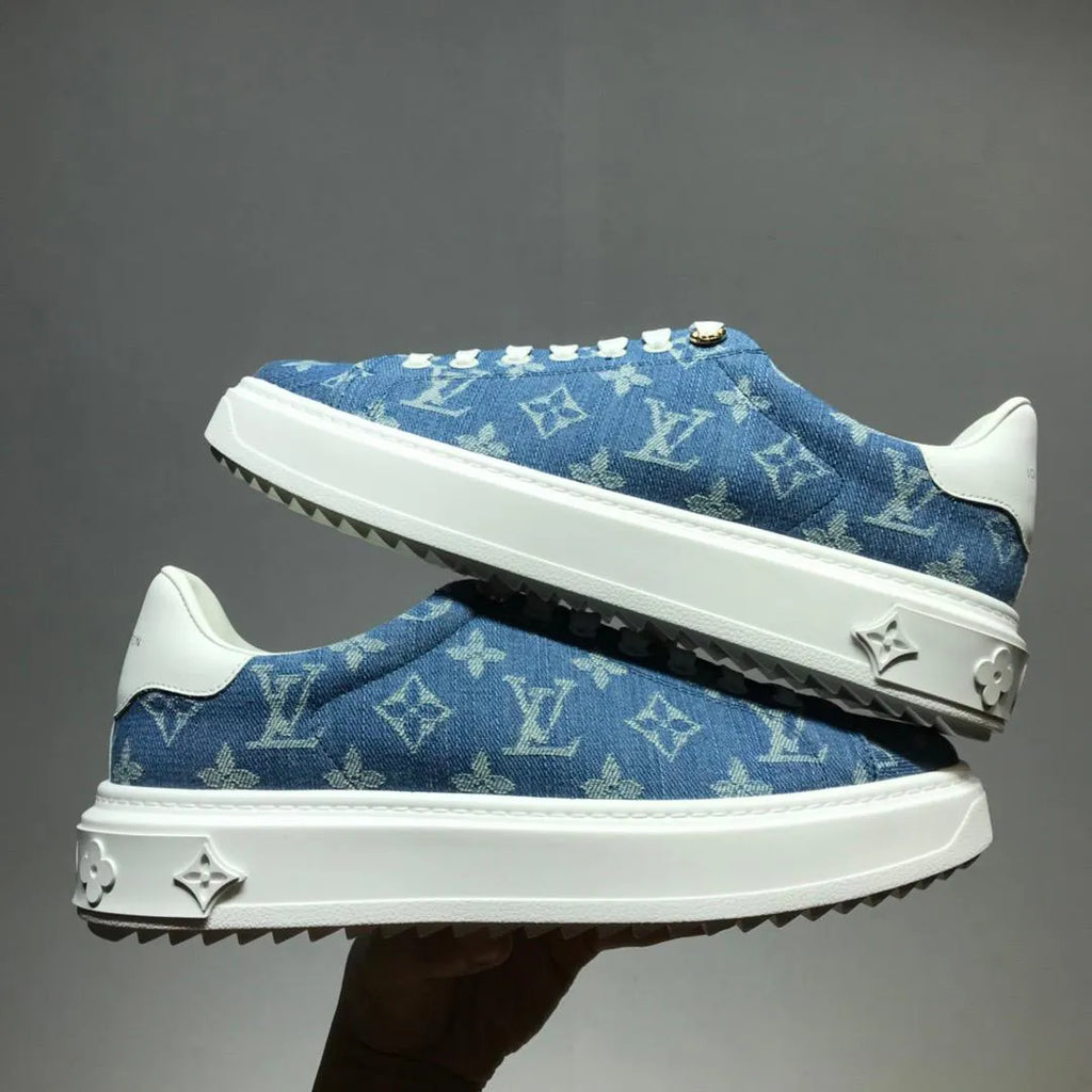 Blue Sneaker R786