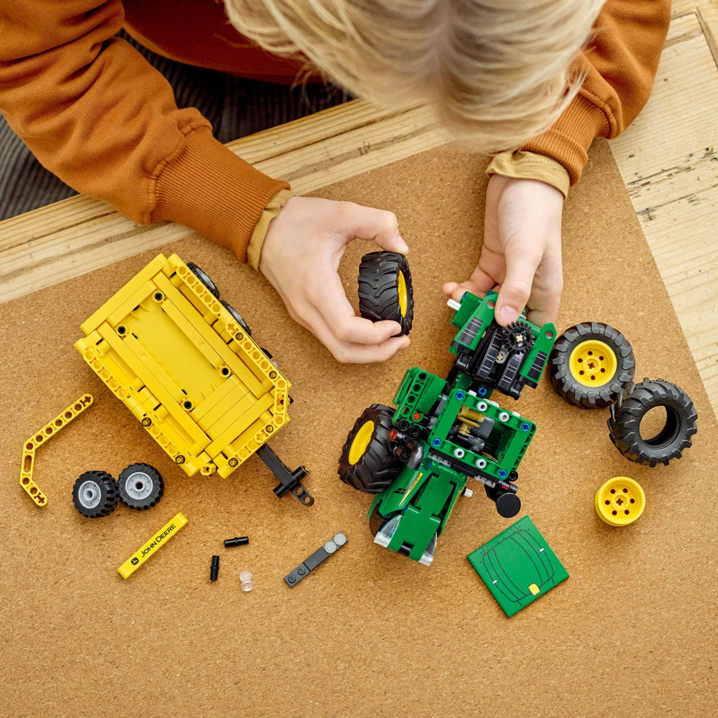 4WD Tractor Toy with Trailer Building Toy W715739