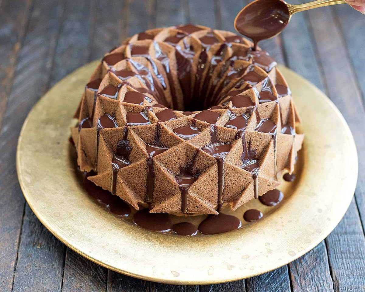 Silver Bundt Cake Pan U984