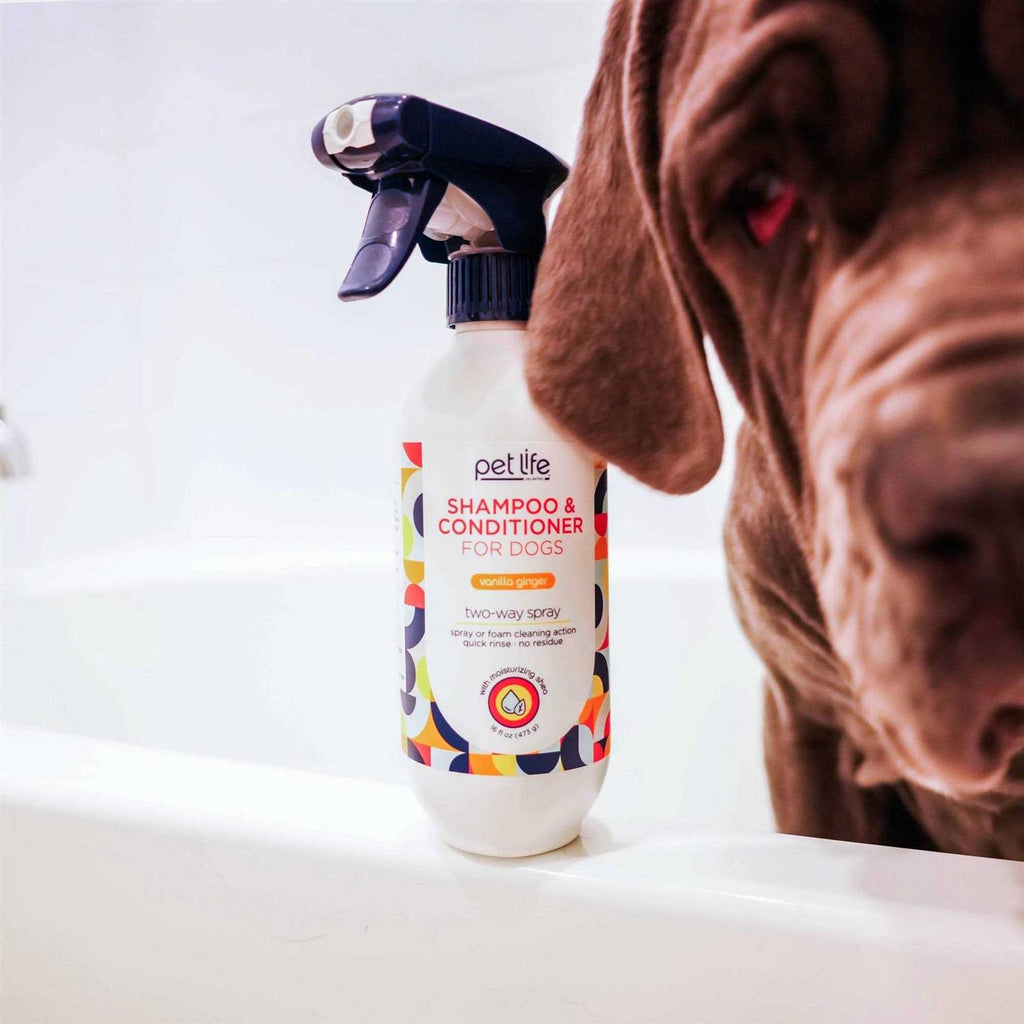 Dog Shampoo & Conditioner with Two-Way Spray W53574