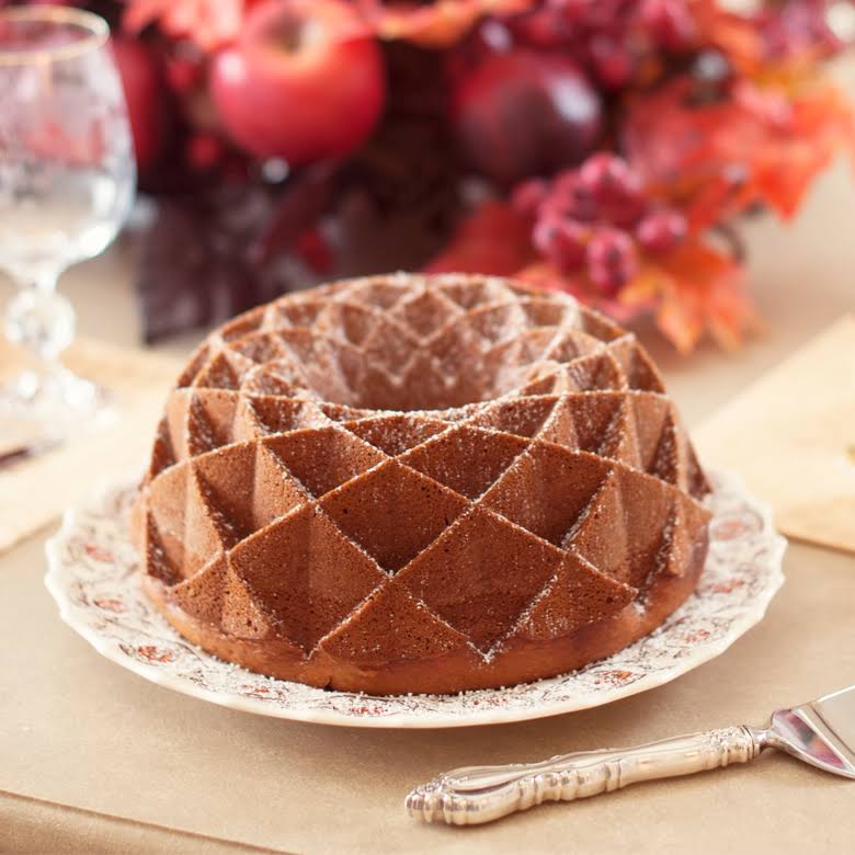 Silver Bundt Cake Pan U984