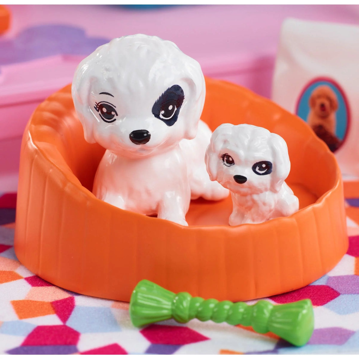 Dog House & Accessories Set L943