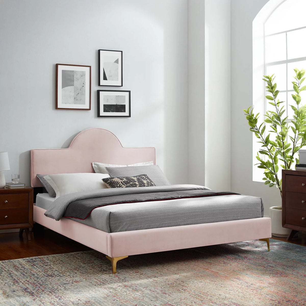 Queen Size Pink Velvet Platform Bed Frame X6728